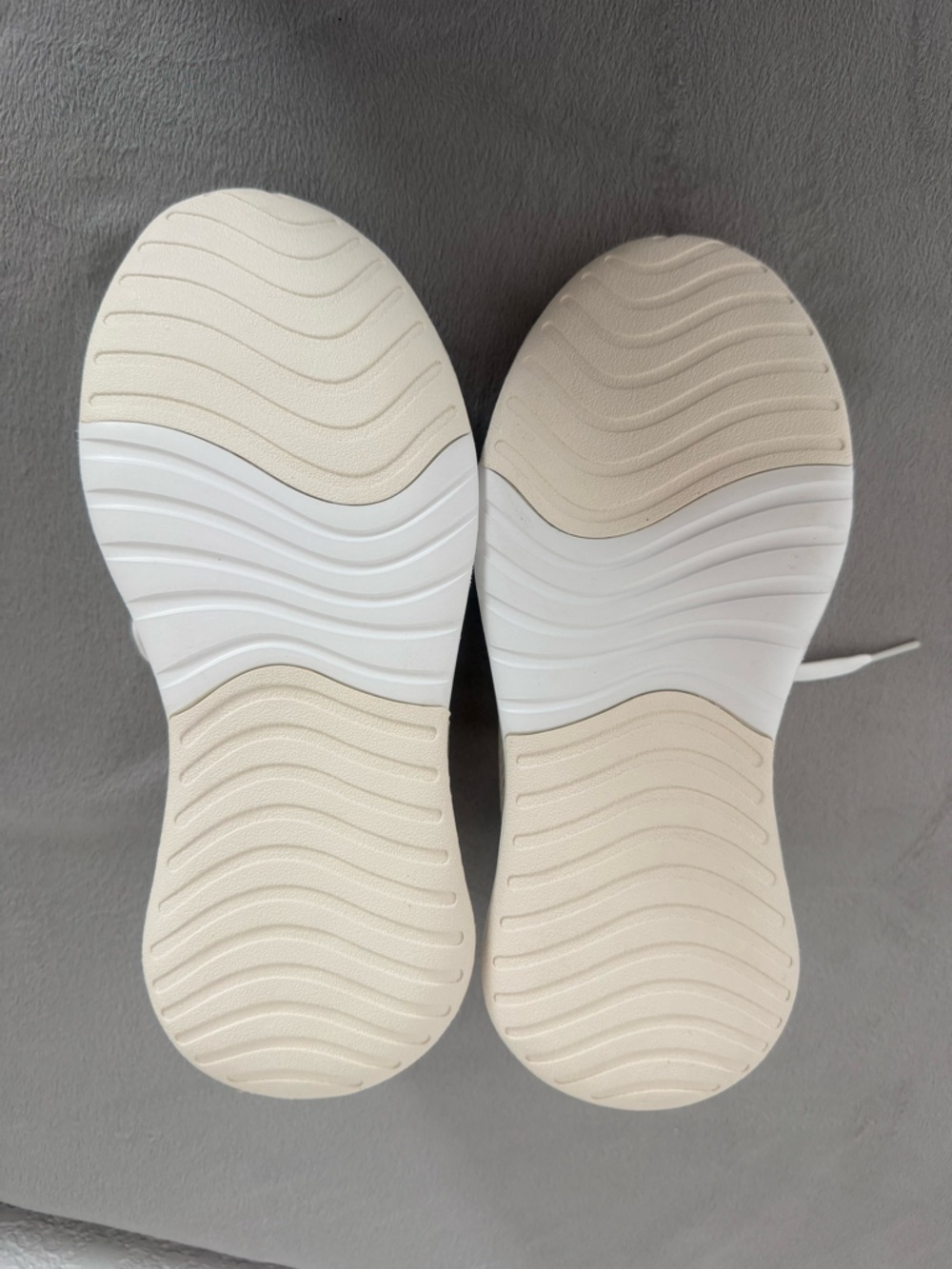 allbirds Women’s Courier - Picture 9 of 10